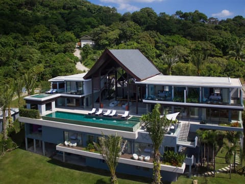 Facade/entrance, Bird's eye view, Garden, Swimming pool