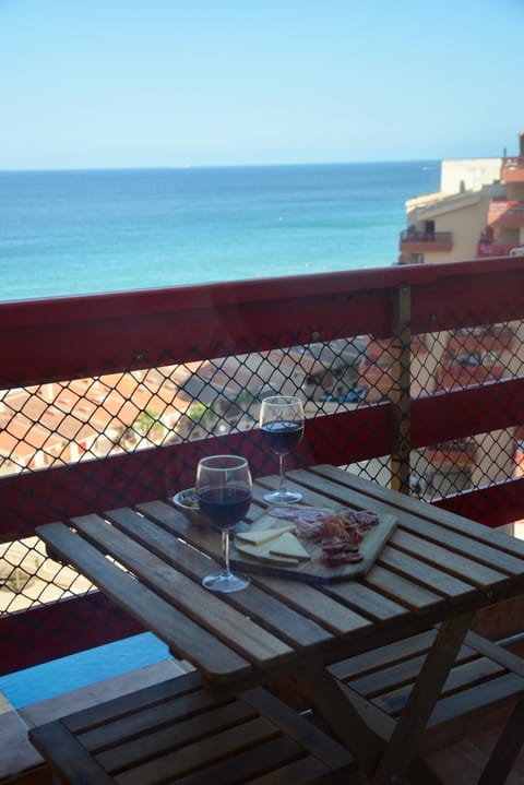 Property building, Balcony/Terrace, Pool view, Sea view