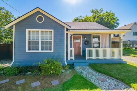 Property building, Garden view