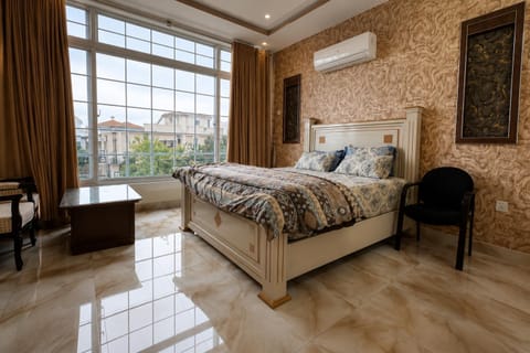 Bathroom, Bedroom