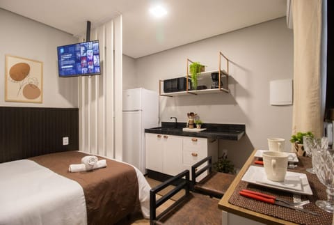 Kitchen or kitchenette, Bedroom