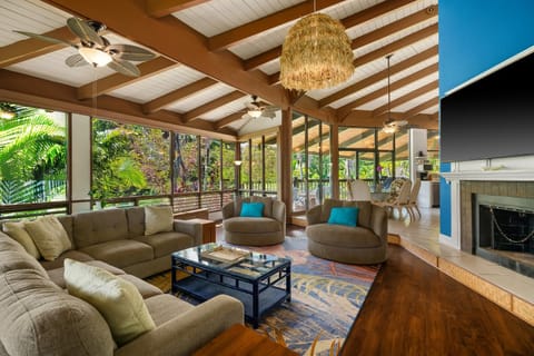 Garden, Living room, Seating area, Garden view, fireplace