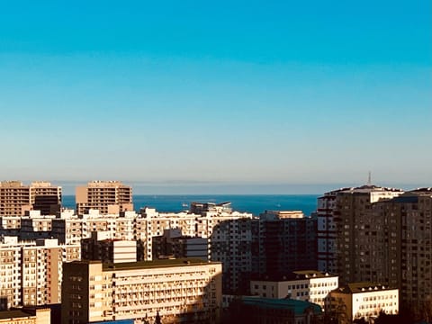 City view, Sea view
