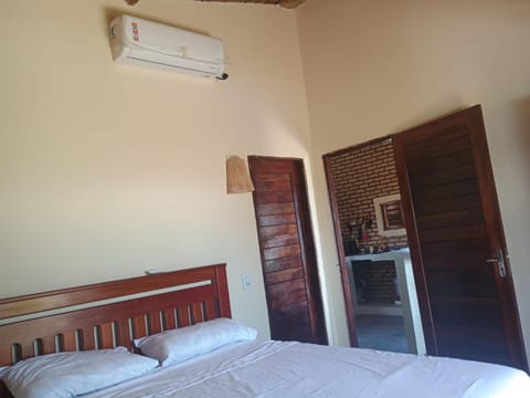 Bed, Photo of the whole room, Bedroom, air conditioner