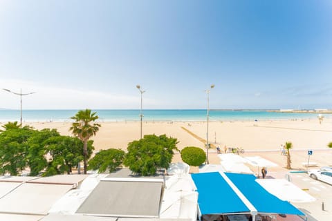 Balcony/Terrace, Balcony/Terrace, Beach