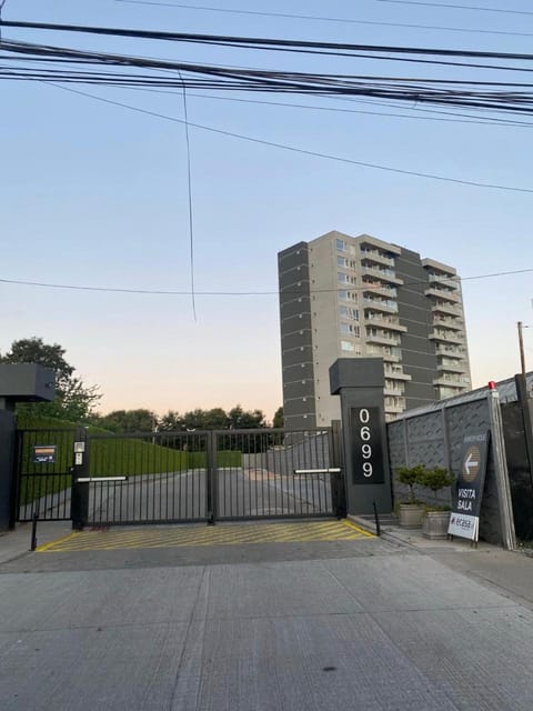 Property building, Day, Neighbourhood