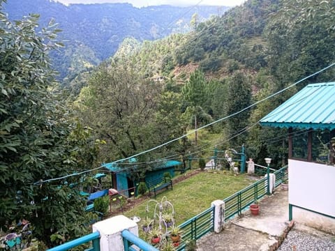 Natural landscape, Garden view, Mountain view