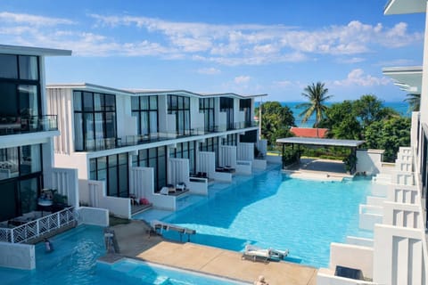 Natural landscape, Swimming pool
