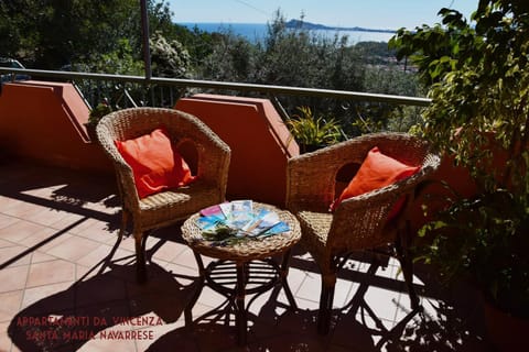 Facade/entrance, Garden, Balcony/Terrace, Floor plan, Evening entertainment, Pets, Garden view, Sea view
