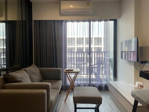 TV and multimedia, Living room, air conditioner