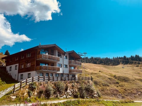 Property building, Day, Natural landscape, Mountain view