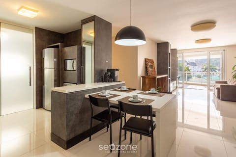 Kitchen or kitchenette, Living room, Dining area