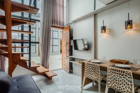 TV and multimedia, Living room, Dining area