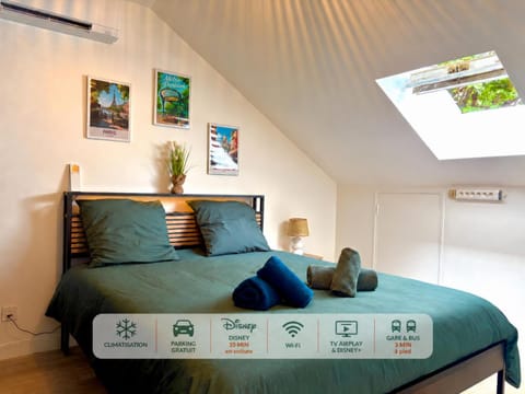 Bed, Bedroom, air conditioner