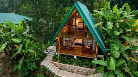 Property building, View (from property/room), Balcony/Terrace, Diving, Breakfast