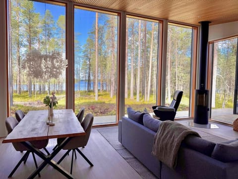 Living room, Dining area, Lake view