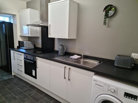 Harding Row House in England