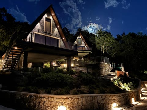 Property building, Night