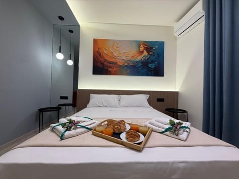 Bedroom, Landmark view