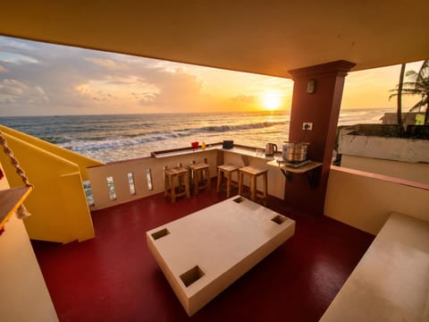 View (from property/room), Balcony/Terrace, Seating area, Sea view, Sunset