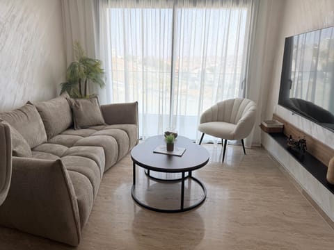 TV and multimedia, Seating area