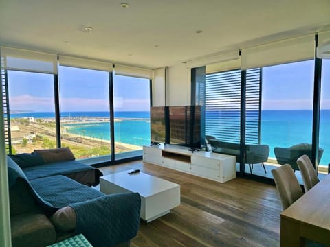 Living room, Sea view