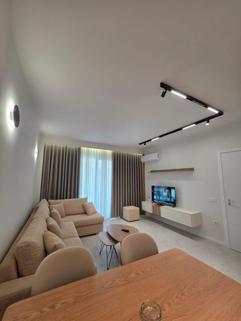 Communal lounge/ TV room, TV and multimedia