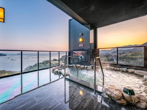 Hot Spring Bath, Hot Tub, Massage, Sauna, Steam room, Spa and wellness centre/facilities, Spa and wellness centre/facilities, Open Air Bath