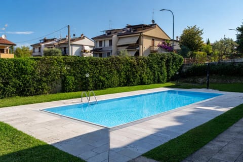 Property building, Day, Garden, Garden view, Pool view, Swimming pool