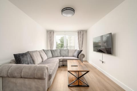 Communal lounge/ TV room, Living room