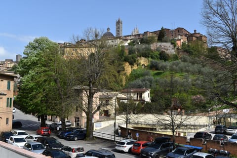 City view, Parking