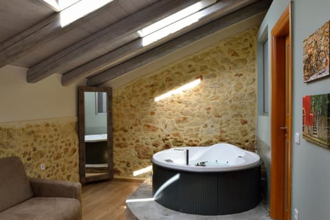 Hot Tub, Bedroom