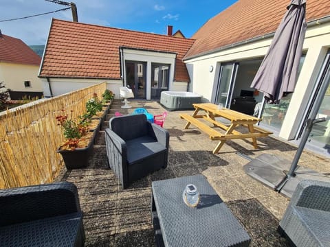 Patio, Balcony/Terrace, Dining area