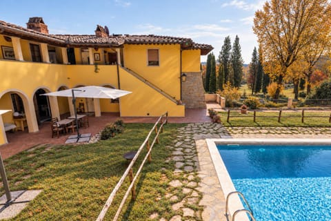Property building, Autumn, Garden view, Pool view