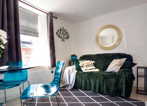 Living room, Photo of the whole room, Seating area