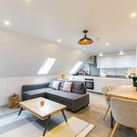 Kitchen or kitchenette, Living room, Dining area