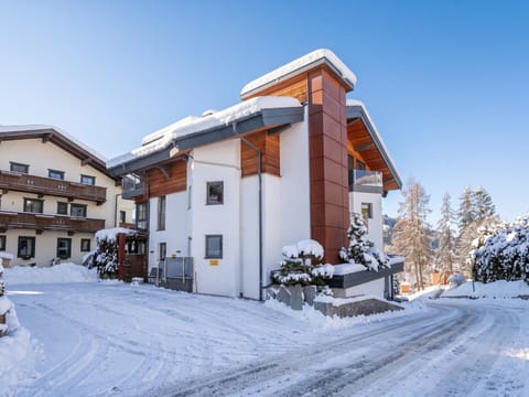 Property building, Winter