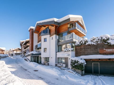 Property building, Winter
