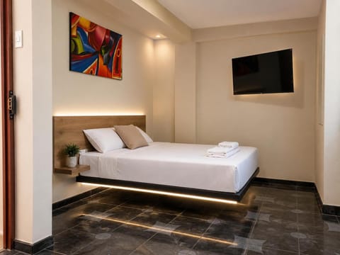 Shower, Bed, Bathroom, TV and multimedia, Open Air Bath, Inner courtyard view, internet, towels, washing machine, kitchen