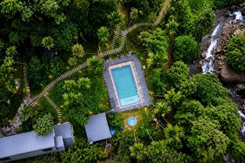 Bird's eye view, Swimming pool