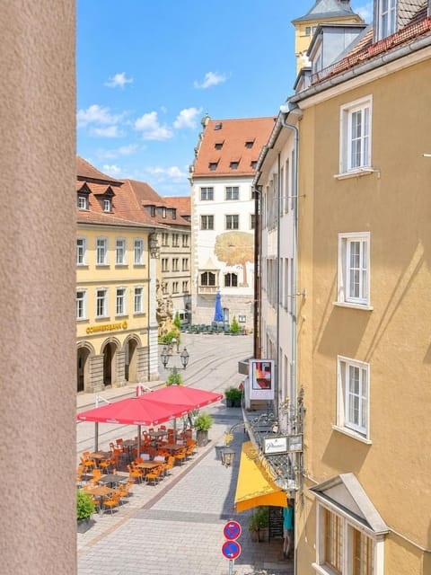 Day, Neighbourhood, City view, Street view