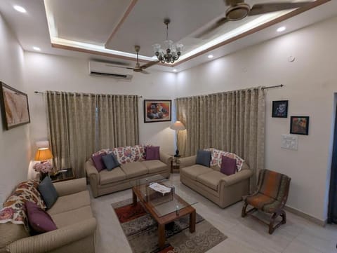 Living room, air conditioner