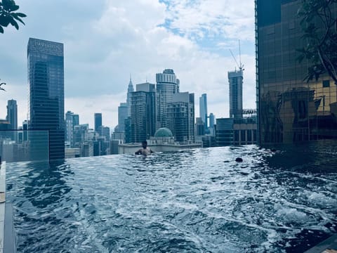 City view, Swimming pool