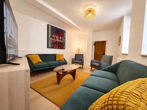TV and multimedia, Living room