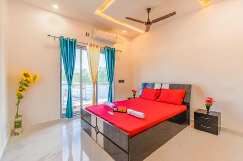 Bedroom, air conditioner