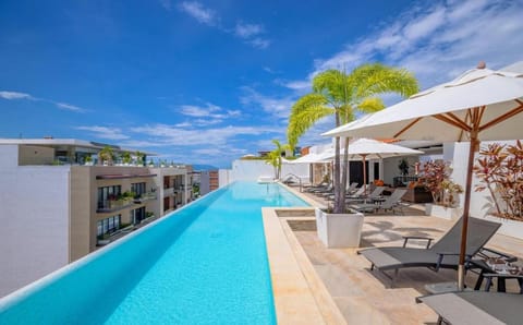 Balcony/Terrace, Swimming pool