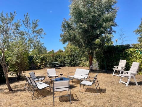 Garden, Garden view, sunbed