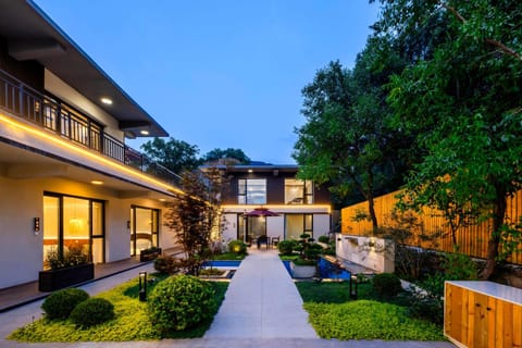 Property building, Garden, Garden view