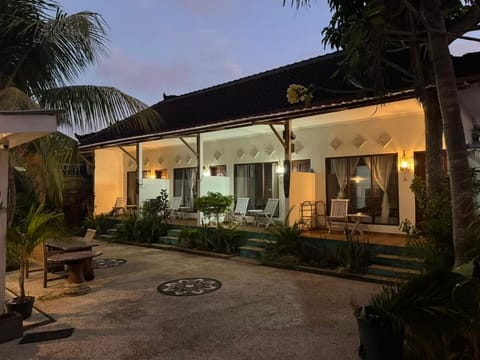 Property building, Night
