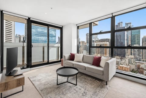 Day, TV and multimedia, View (from property/room), Balcony/Terrace, Living room, Seating area, City view